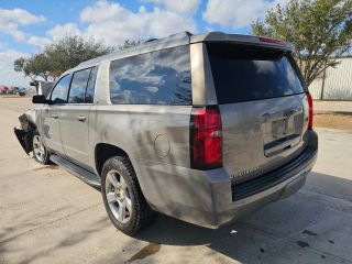 2017 Chevrolet Suburban LT - Exterior Rear Left Corner Image